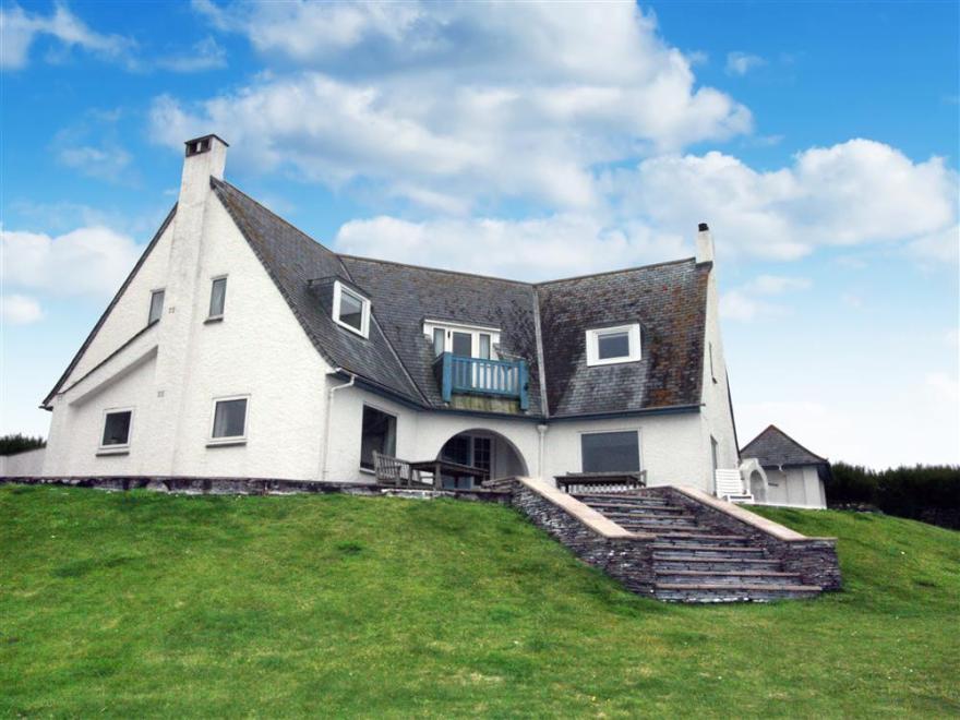 Roswidden on the cliff