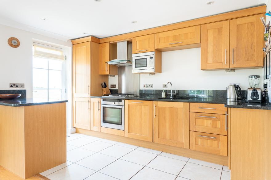 1 Thurlestone Beach Apartments