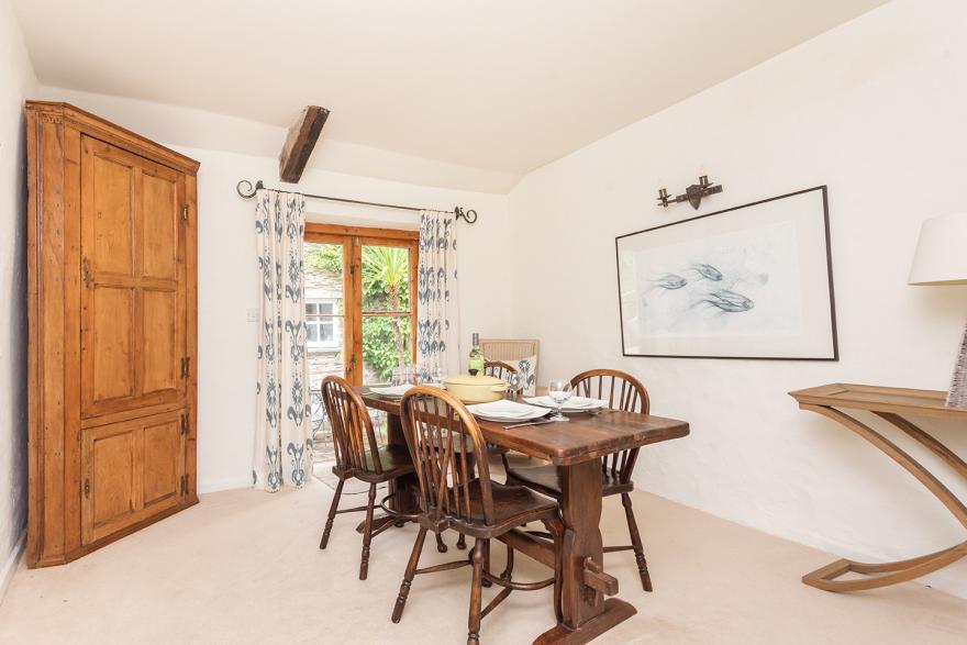 2 Vale Cottage