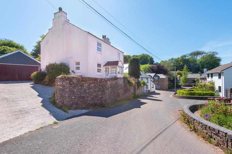 Maycombe House