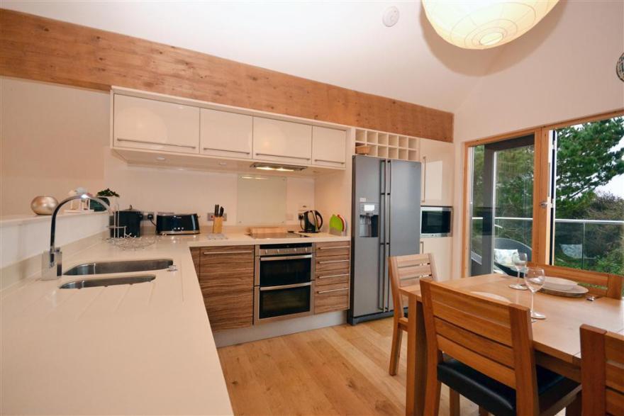 Talland 27