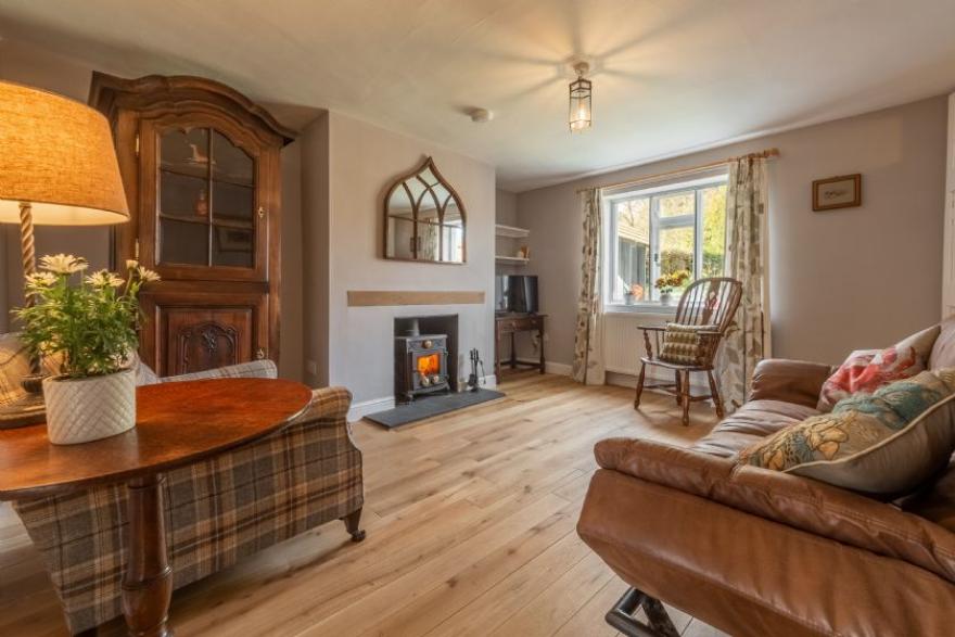 Pond Cottage (Edgefield)