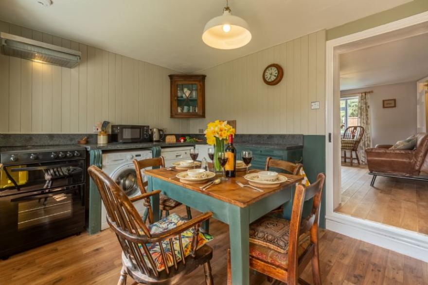Pond Cottage (Edgefield)