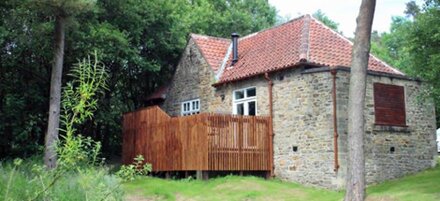 Golden Oak Cottage