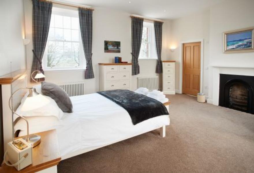 The Sir Walter Scott Apartment