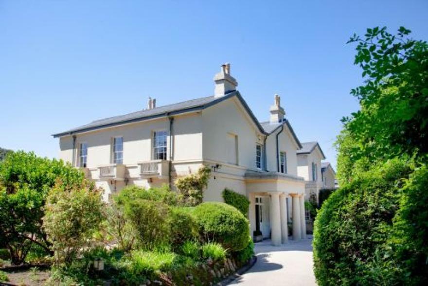 St Anne's Manor