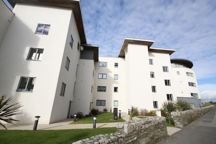 Beautiful property overlooking Fistral Beach and Newquay Golf Course