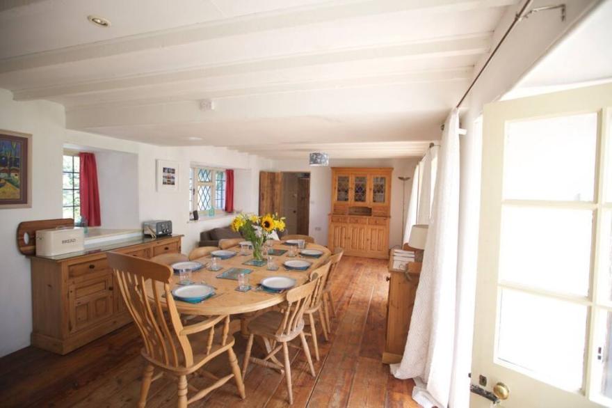 Penrose Cottage -  a cottage that sleeps 8 adults + 2 children  in 5 bedrooms