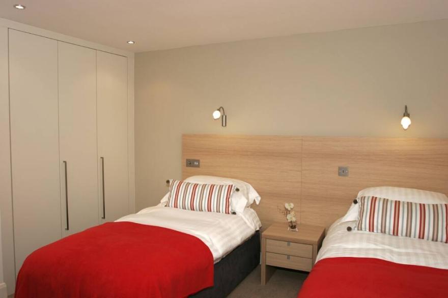 Stables Cottage (pet friendly)