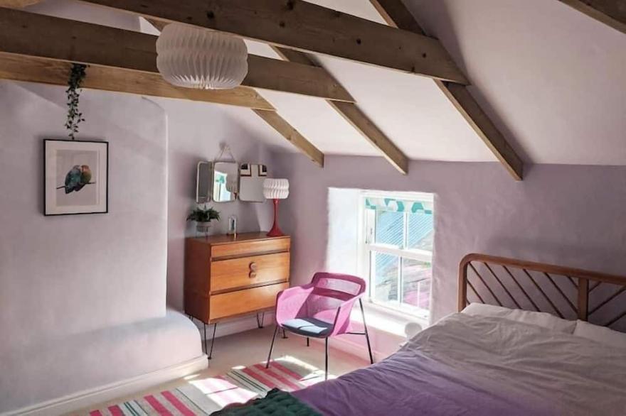 Cornish Miners Cottage w/ Tranquil Gardens, St Agnes