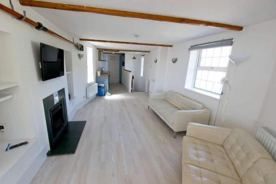 Gorgeous 3 bed cottage in Mortehoe with fantastic roof terrace seaviews!