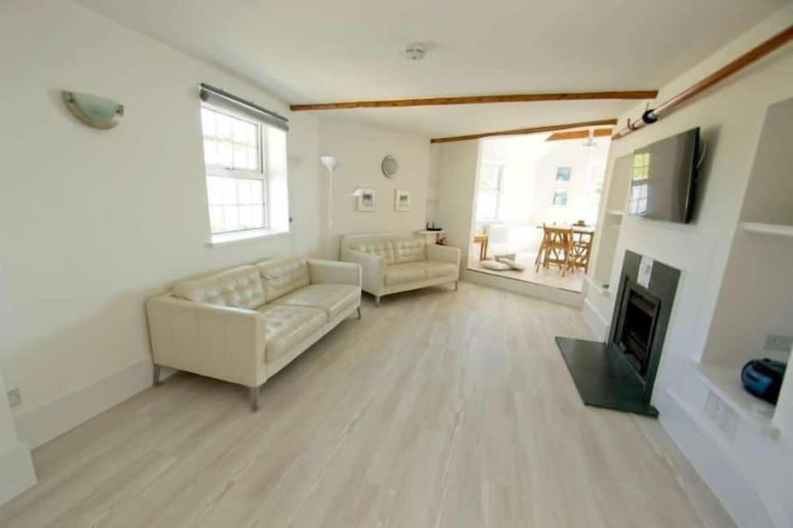 Gorgeous 3 bed cottage in Mortehoe with fantastic roof terrace seaviews!