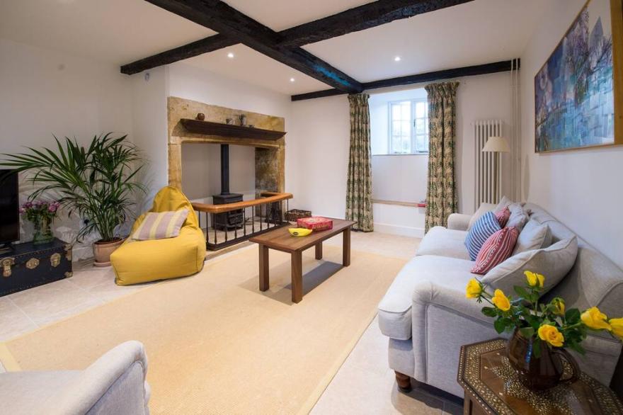 Brew House Cottage is a charming semi-detached former Estate cottage.