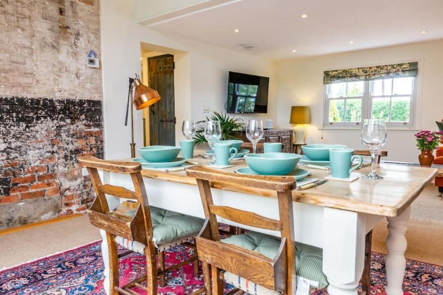 The Saddler's Shop -  a family break that sleeps 4 guests  in 2 bedrooms