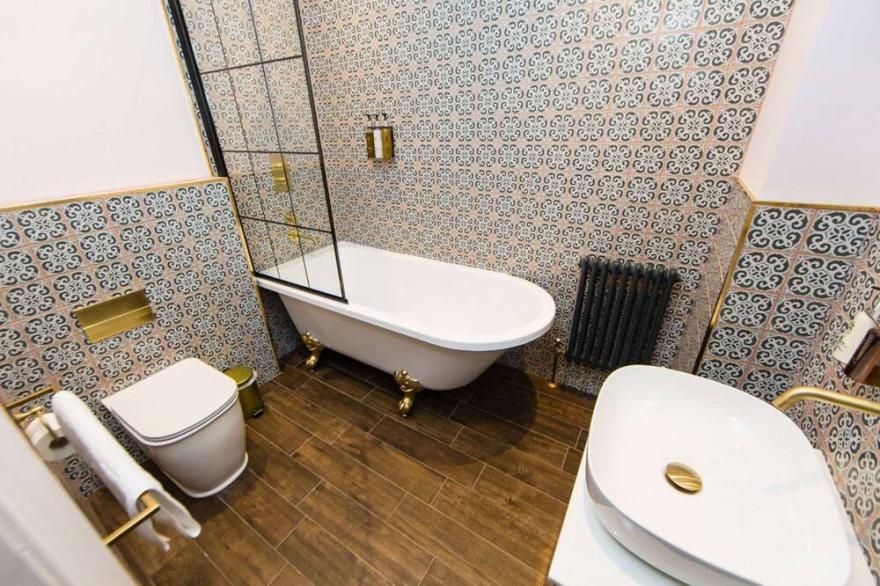 The Farnon Suite at Skeldale House