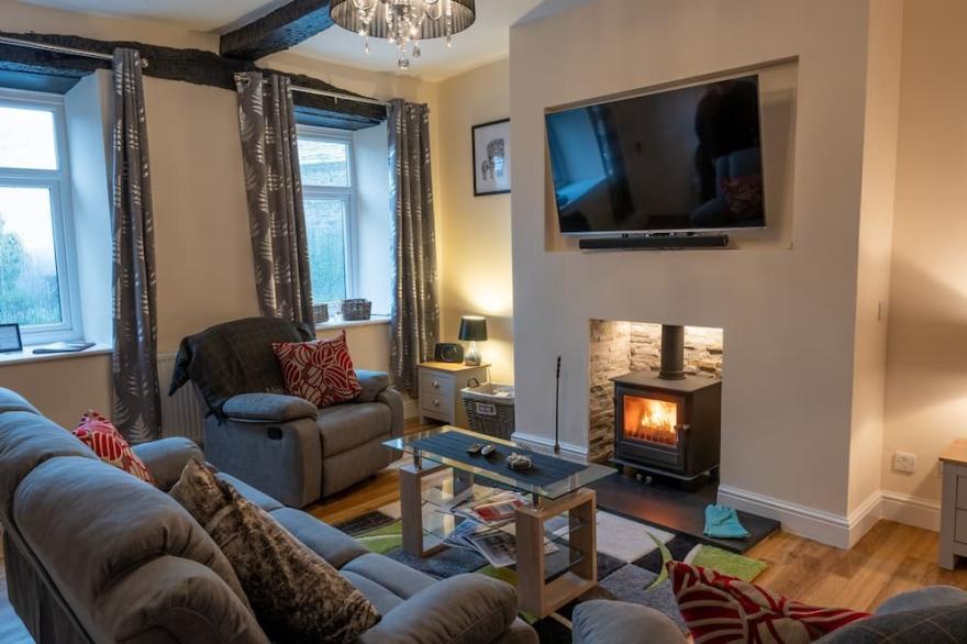 High Gregg Hall Farm Cottage -  Pet-friendly & Family-friendly Cottage near Kendal and Windemere.