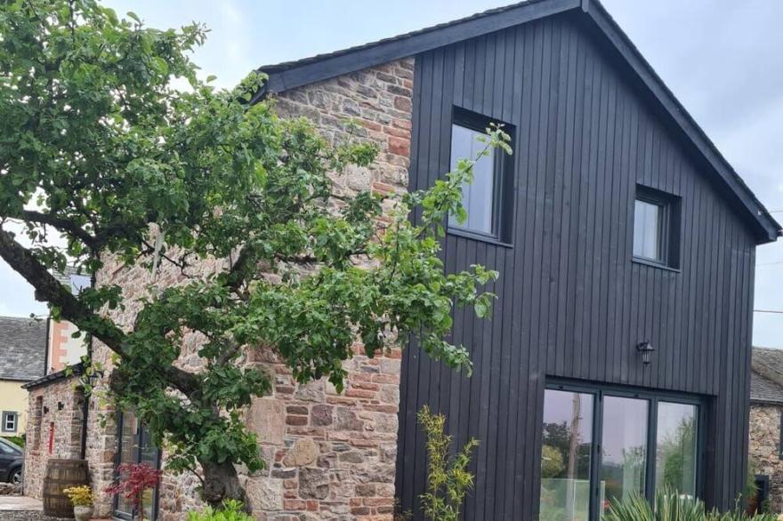 Stunning spacious barn, Ullswater & Pooley Bridge