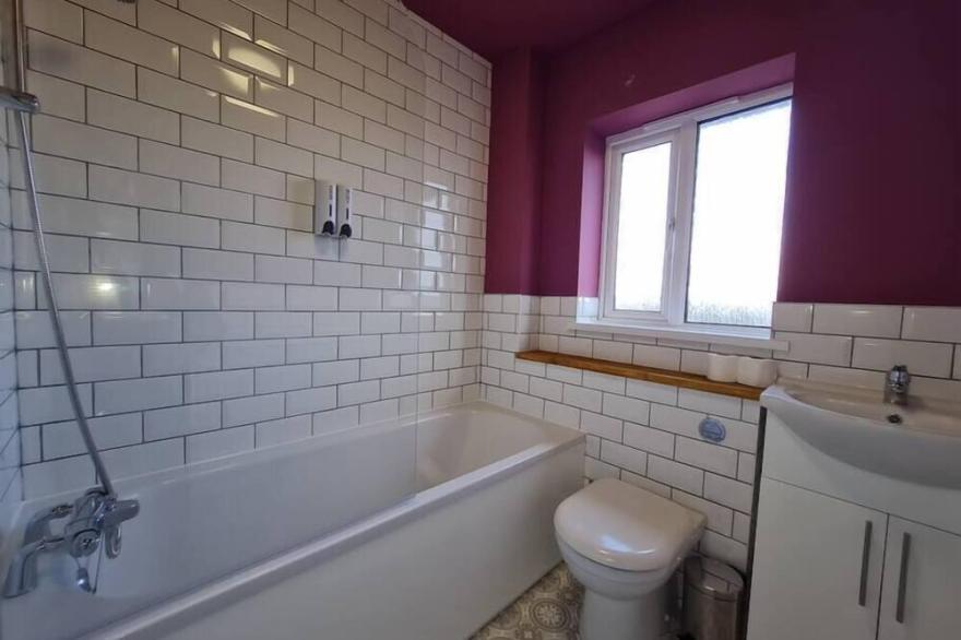 3 Bed house with Garage Nr BPW & Brecon Beacons