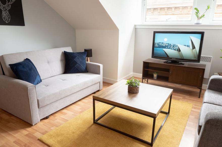 Elegant and Comfy in The Heart of Glasgow