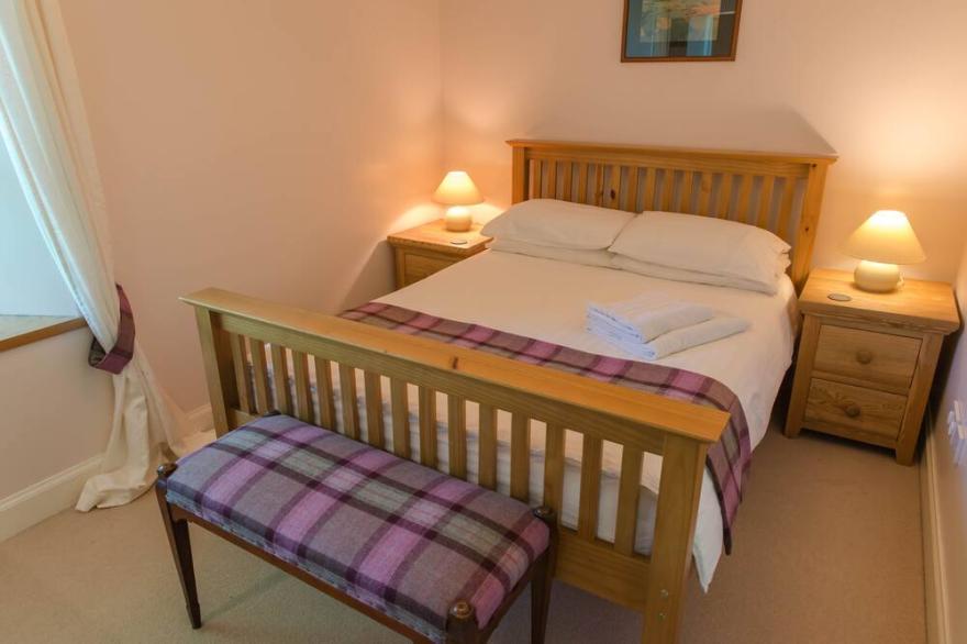 Ballat Smithy Cottage, ideally located for Loch Lomond & Trossachs