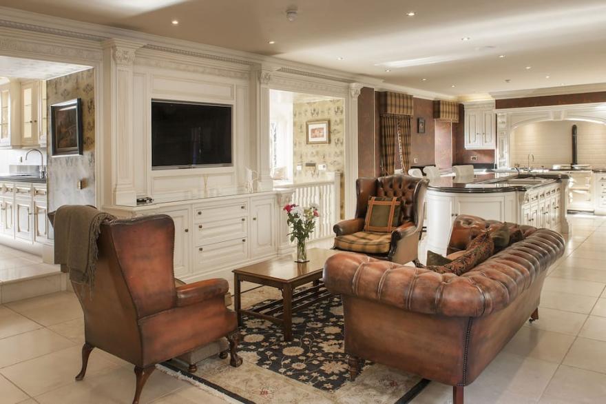 Magnificent Scottish Country House near Dunkeld, Perthshire.<br>