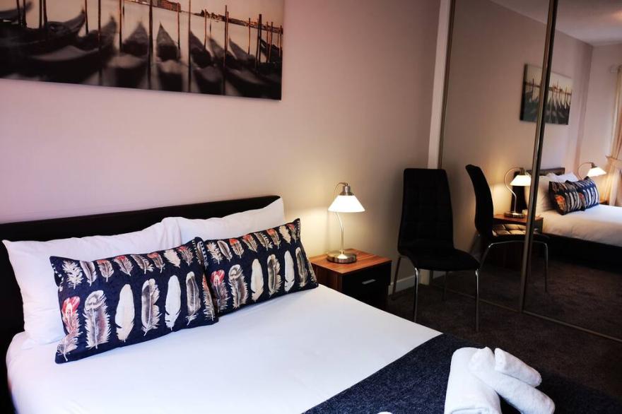 Mycosy 605, 1 BR Apartment, Great Location - Paisley
