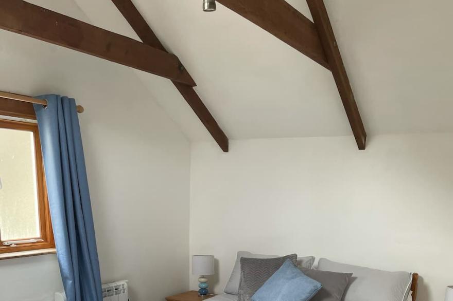 Converted Barn near Porthcothan Beach
