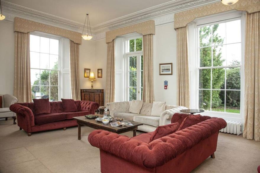 Hallsannery House -  a house that sleeps 22 guests  in 11 bedrooms
