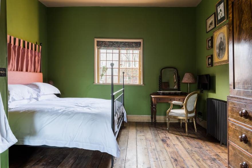 Grooms Cottage - Scullery