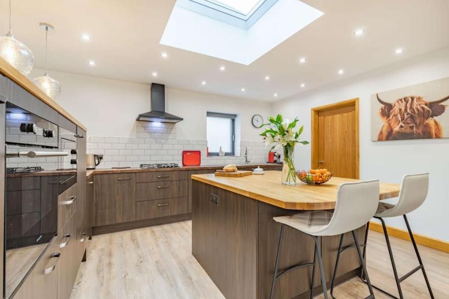 Three bedroom dog friendly holiday home in the Cotswolds - The New Bakehouse