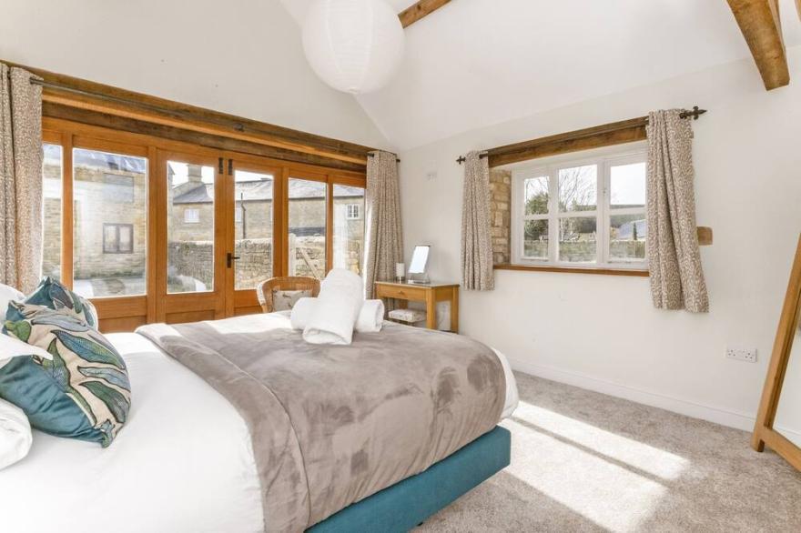 1 Homepiece -  a converted barn that sleeps 4 guests  in 2 bedrooms