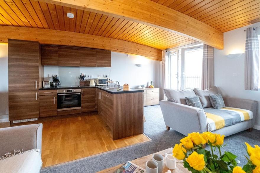 The Loft - sleeps 6 guests  in 3 bedrooms