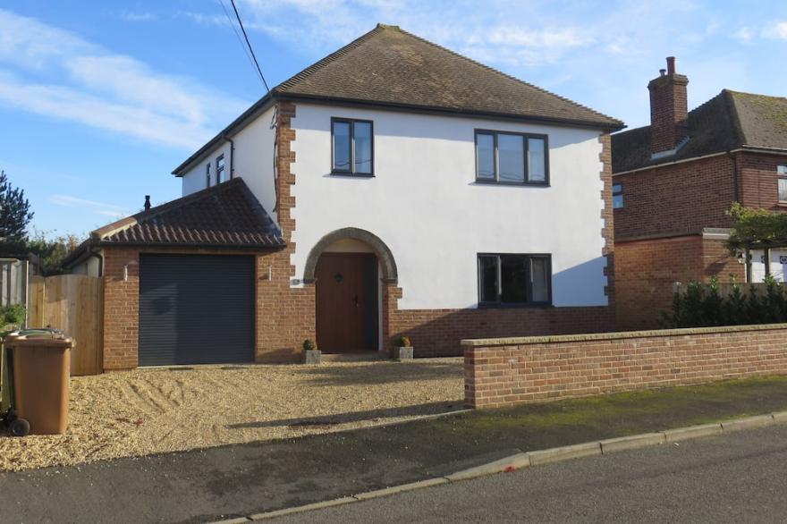 Seaside Retreat - Norfolk Holiday Homes