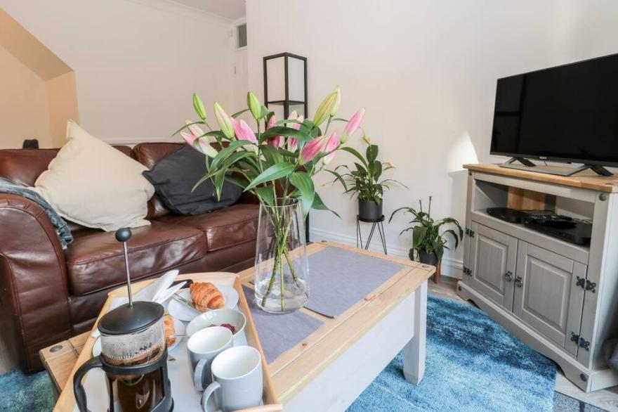 TEÀRLACH HOUSE, family friendly, character holiday cottage in Alnwick