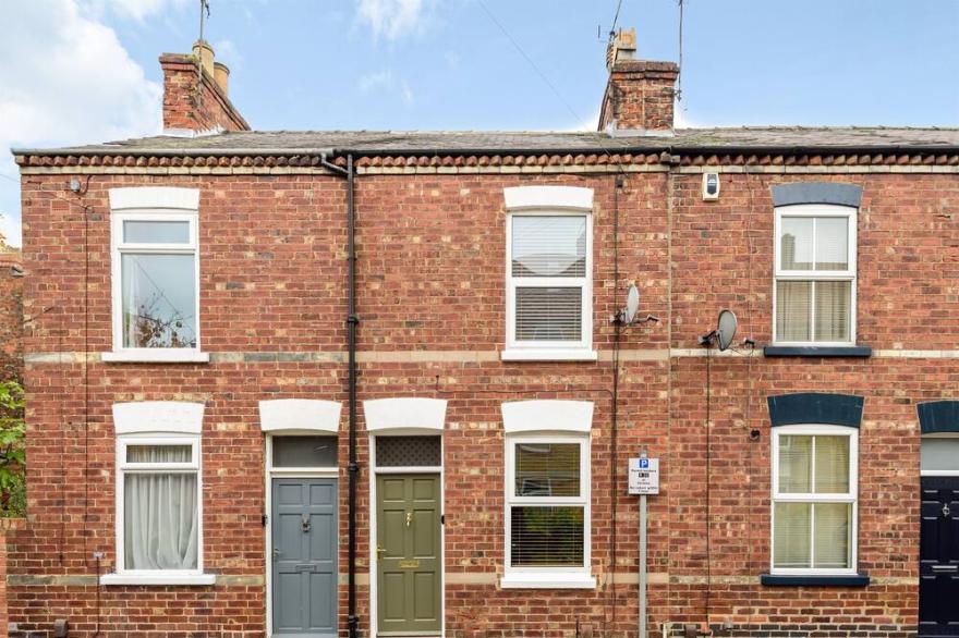 The Drey - Modern cottage for four in York Centre