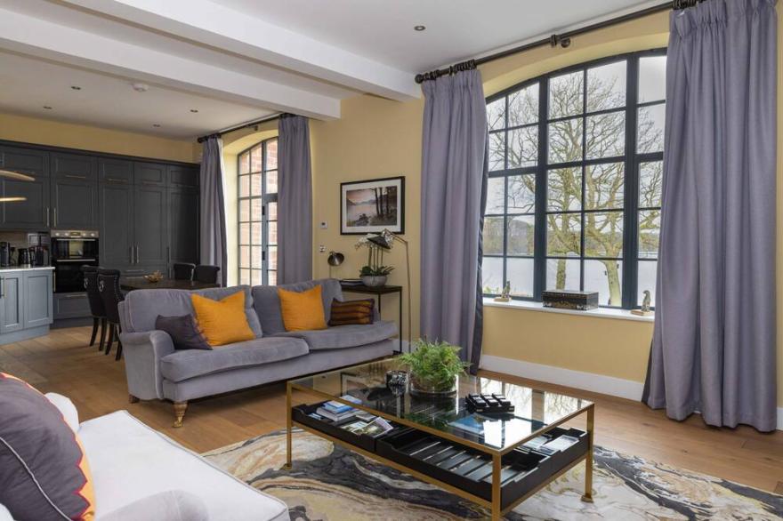 Tarn End Cottage 5, Talkin Tarn, Brampton, ideal for a family with activities and historical sites