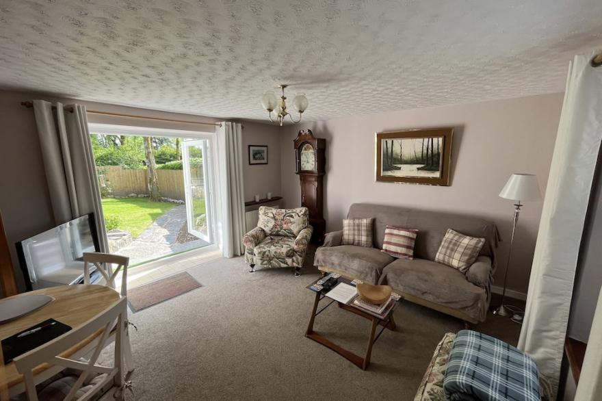 Peaceful Country Cottage near Carmarthen