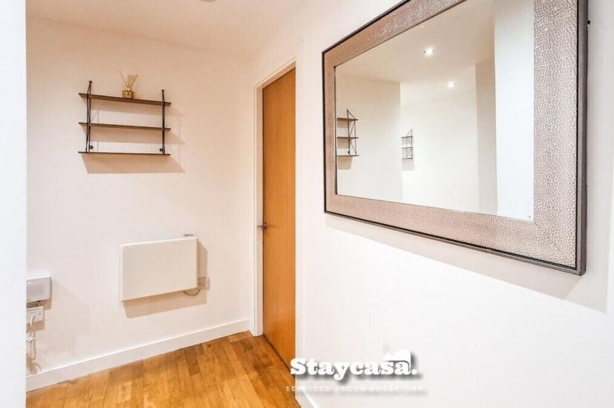 2 bed, 1 bath Near City Centre