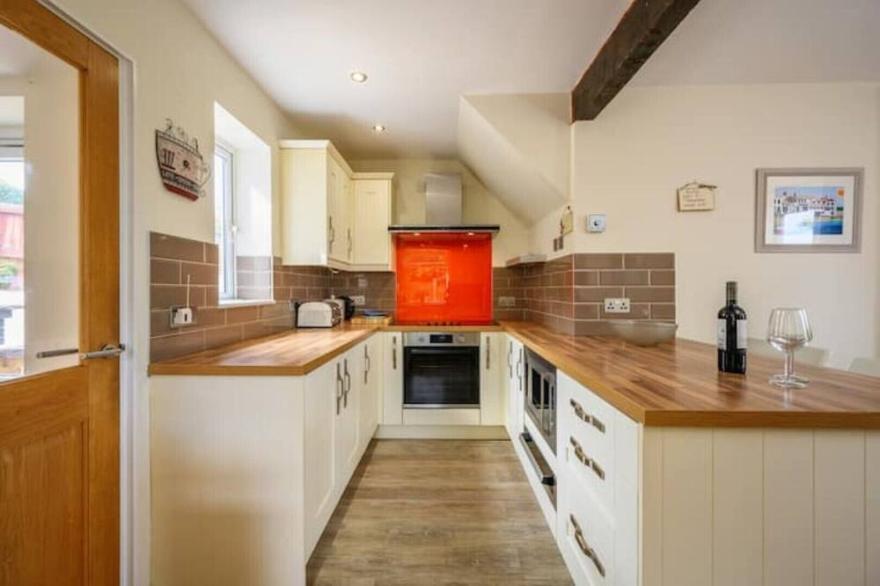 Homely village cottage close to popular beaches