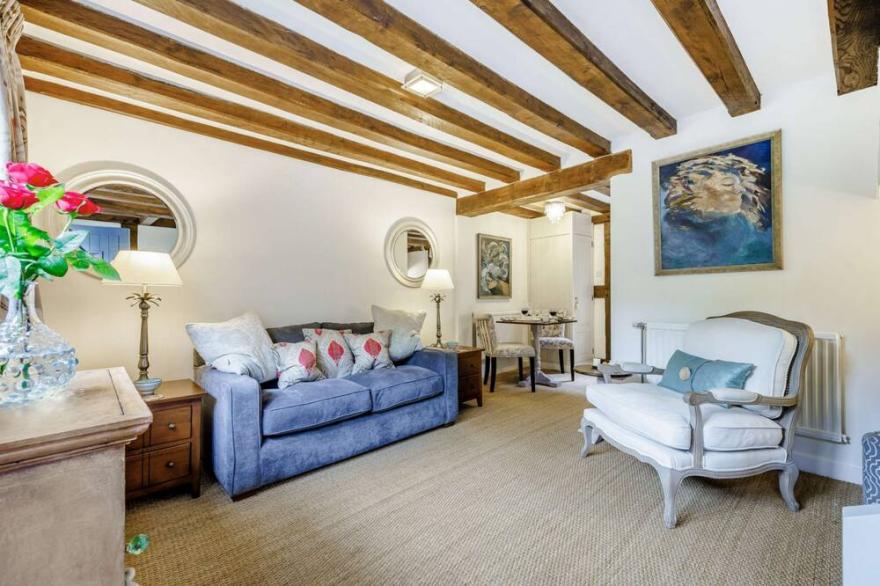1 bed holiday home in Cirencester - Castle Mews