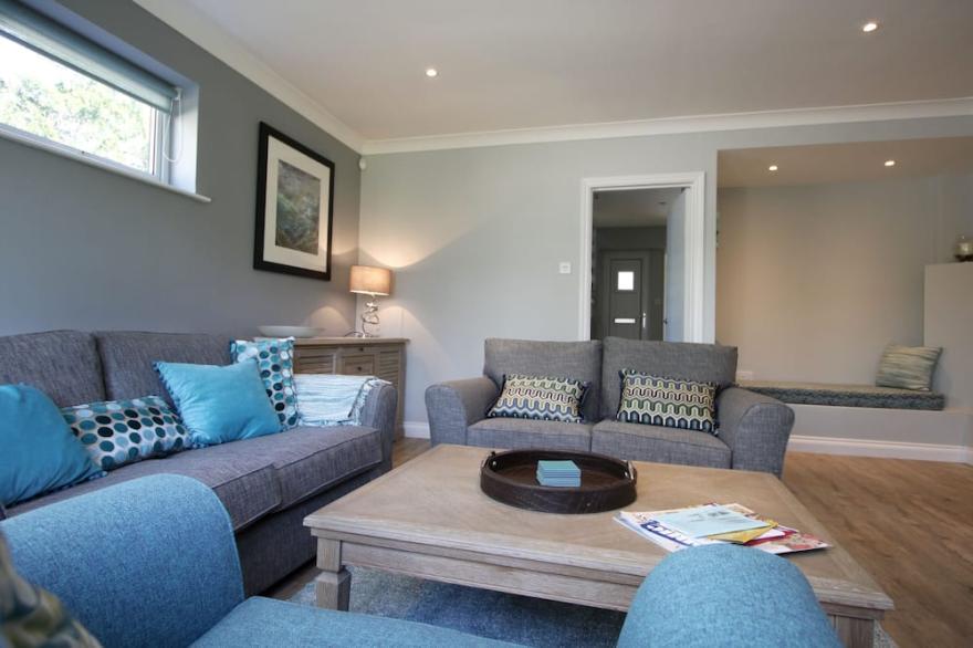 Luxury Self Catering 3 bedroom holiday house in Cambridge.