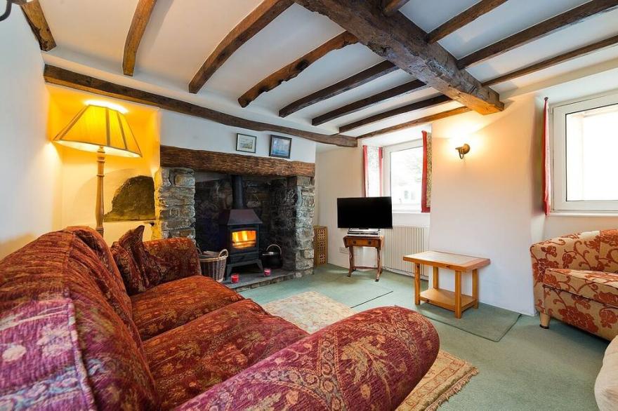 Beautiful Cottage with Stunning Sea Views Pets Welcome
