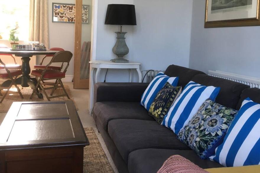 Amazing sea views,  walk to beach/harbour, nr Woolacombe, parking, sleeps 8