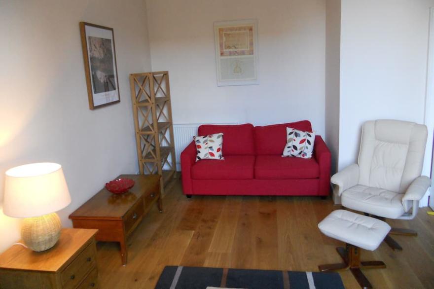 Beautiful,  2 bedroom flat in the very heart of historic St Andrews