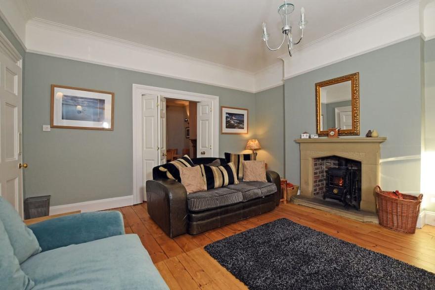 Luxury Home From Home. 2 Mins To The Beach & 4 mins to Foxton Hall Golf Course