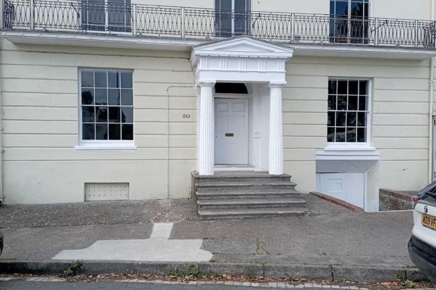 Grade 2 Georgian Townhouse
