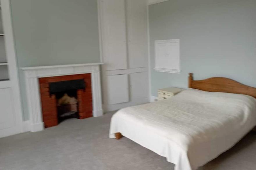 Grade 2 Georgian Townhouse