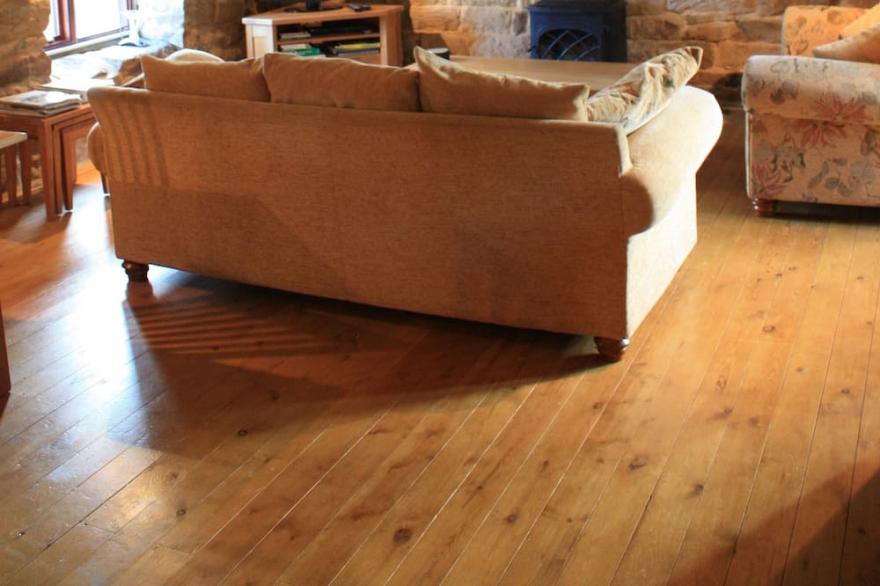 Lovely, comfortable and modern barn conversion with stunning views
