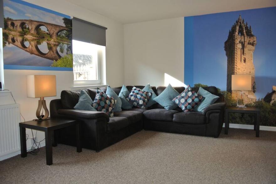 Sparkling Clean Fabulous views of Stirling Castle