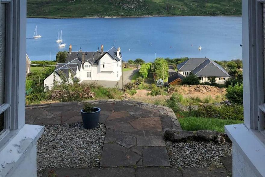 Springbank, beautiful 4 bedroom house with breathtaking views